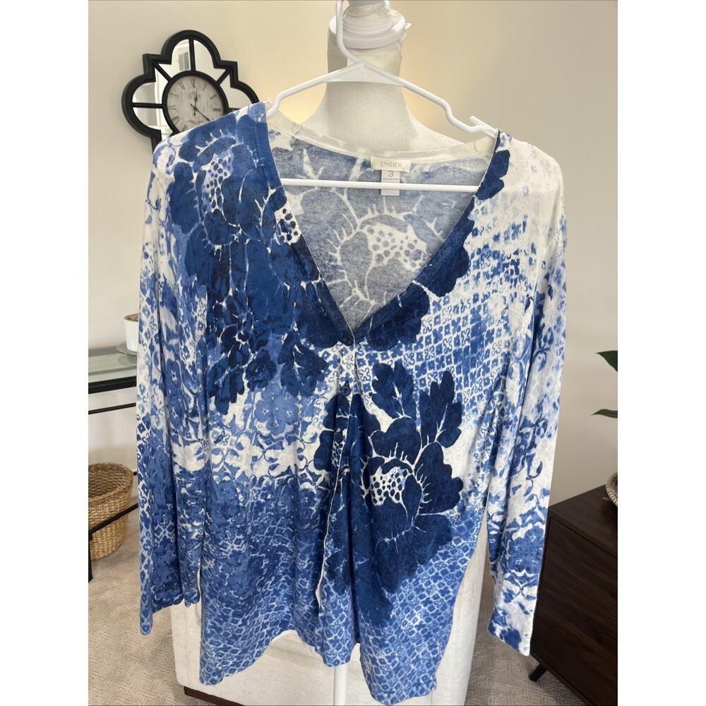 Chicos Sz XL 3 Blue Cardigan Floral Light Weight Button Up Travel Cruise Resort